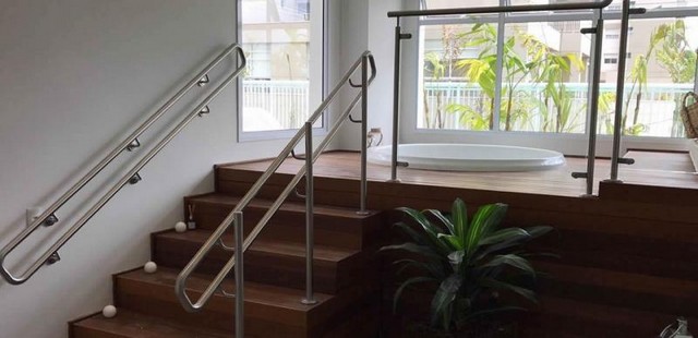 Escadas em inox com vidro